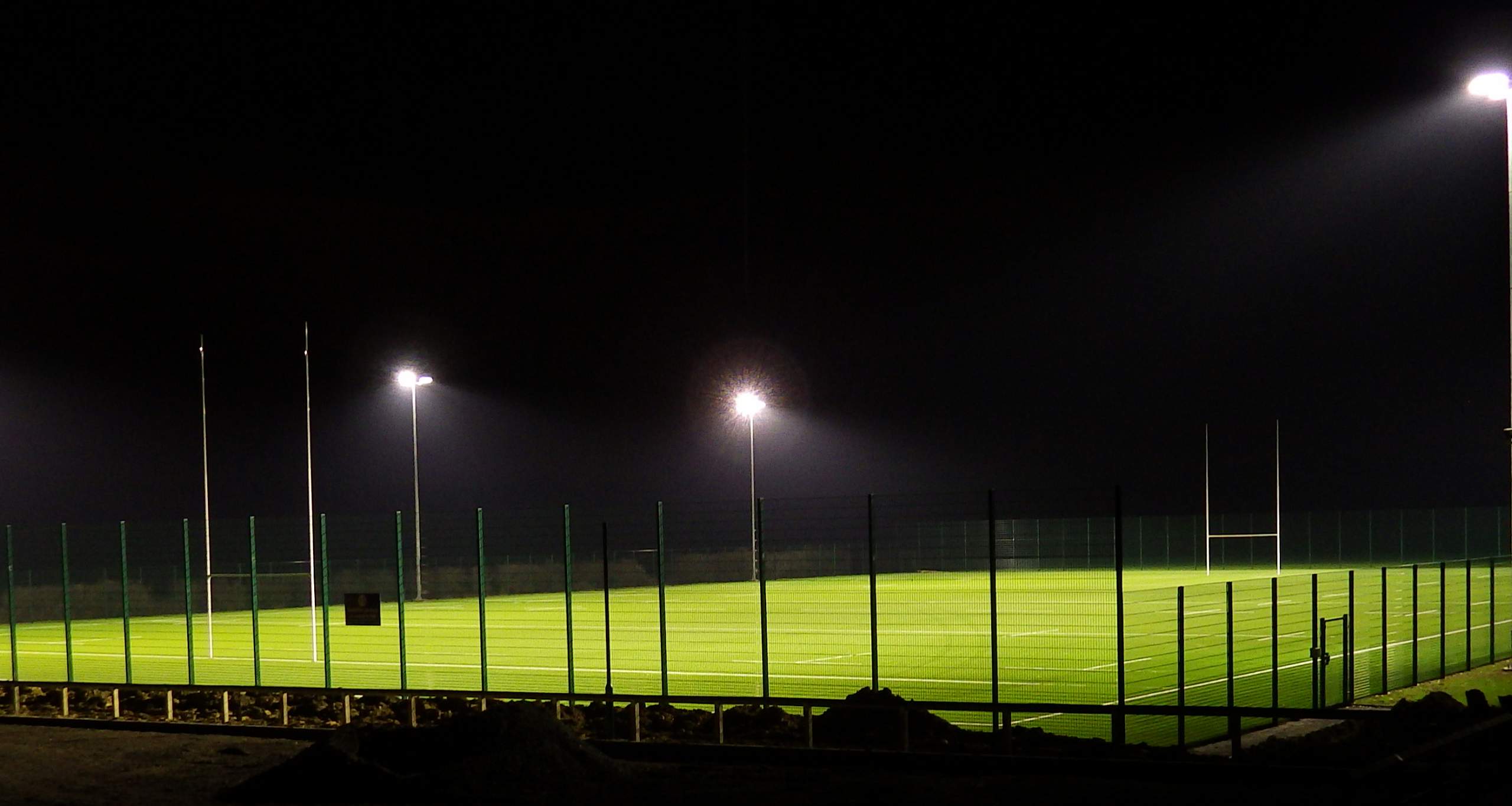 3G, third generation,  all weather pItch, synthetic, pitch, Tiger Turf , Floodlighting, fencing.